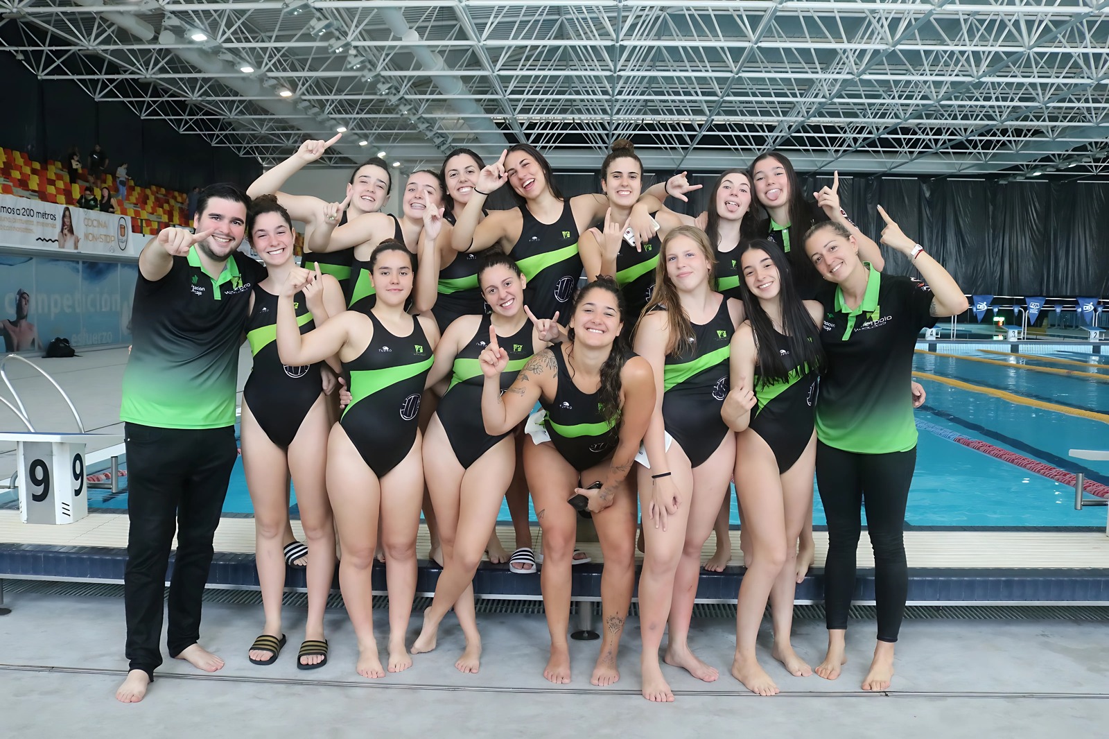 Equipo femenino absoluto del Club Waterpolo Málaga